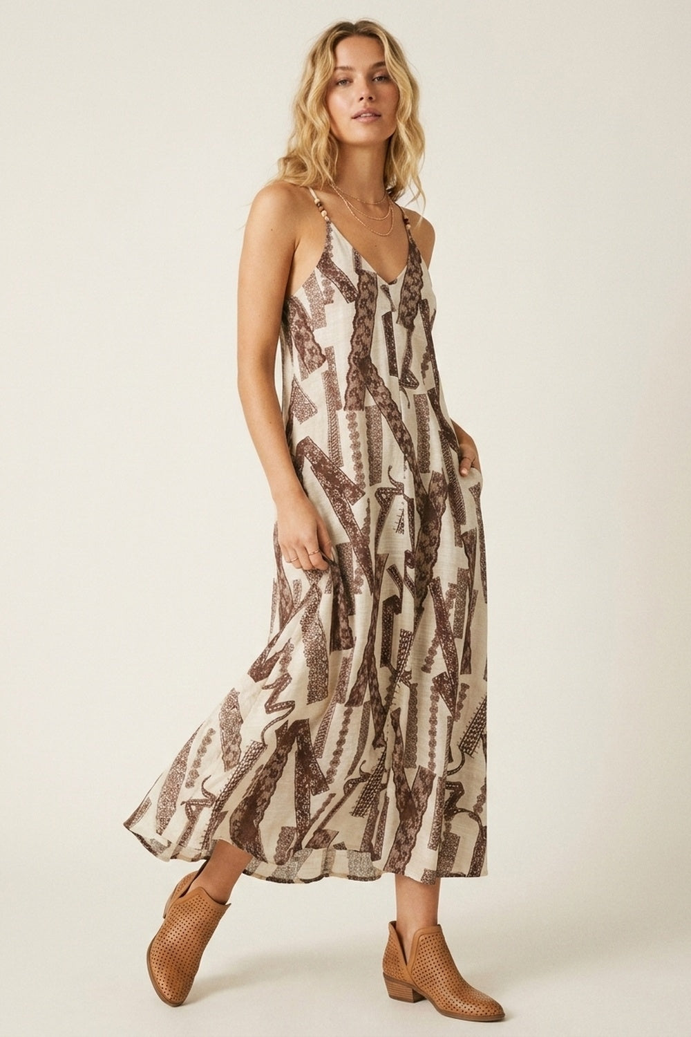 Q2 Robe Maxi Flottante Imprimée Crème et Marron