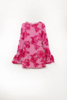 Q2 robe mini en chiffon fuchsia avec brocart floral