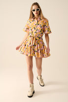 Q2 Robe romantique avec ceinture imprimé citron et manches courtes en rose