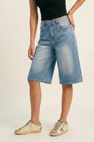 Q2 Short en jean Bermuda bleu clair à jambes larges longueur genou