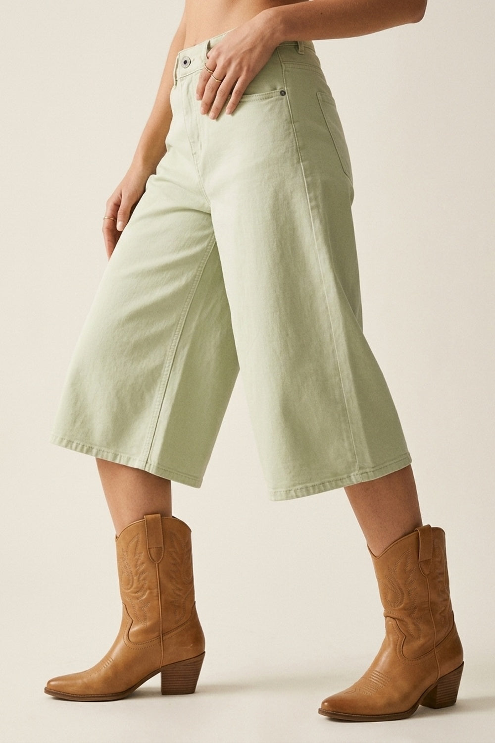 Q2 Short en jean extensible Bermuda en vert menthe