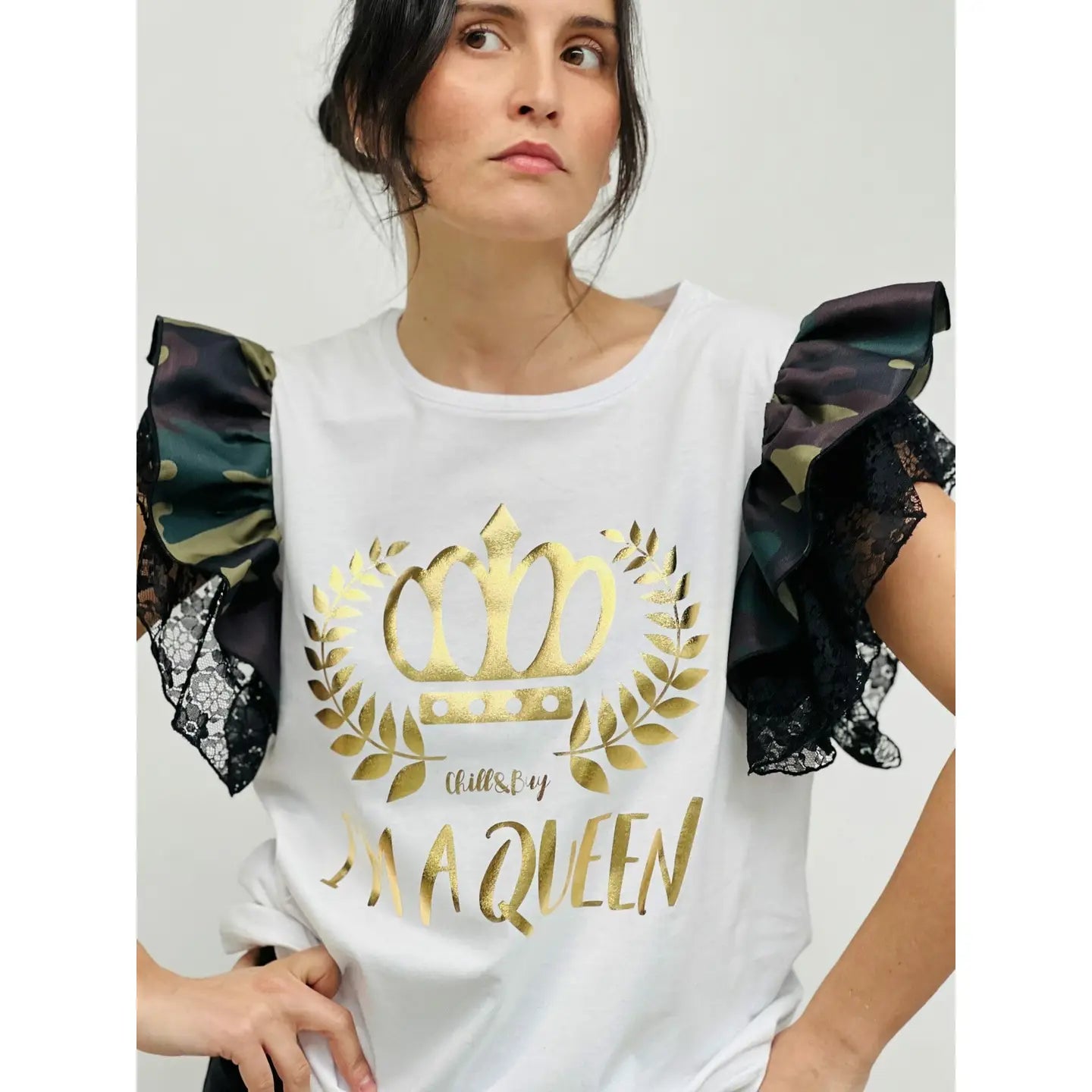 T-shirt à volants "I'm Queen" : confort et distinction au quotidien - La boutique de Nannye