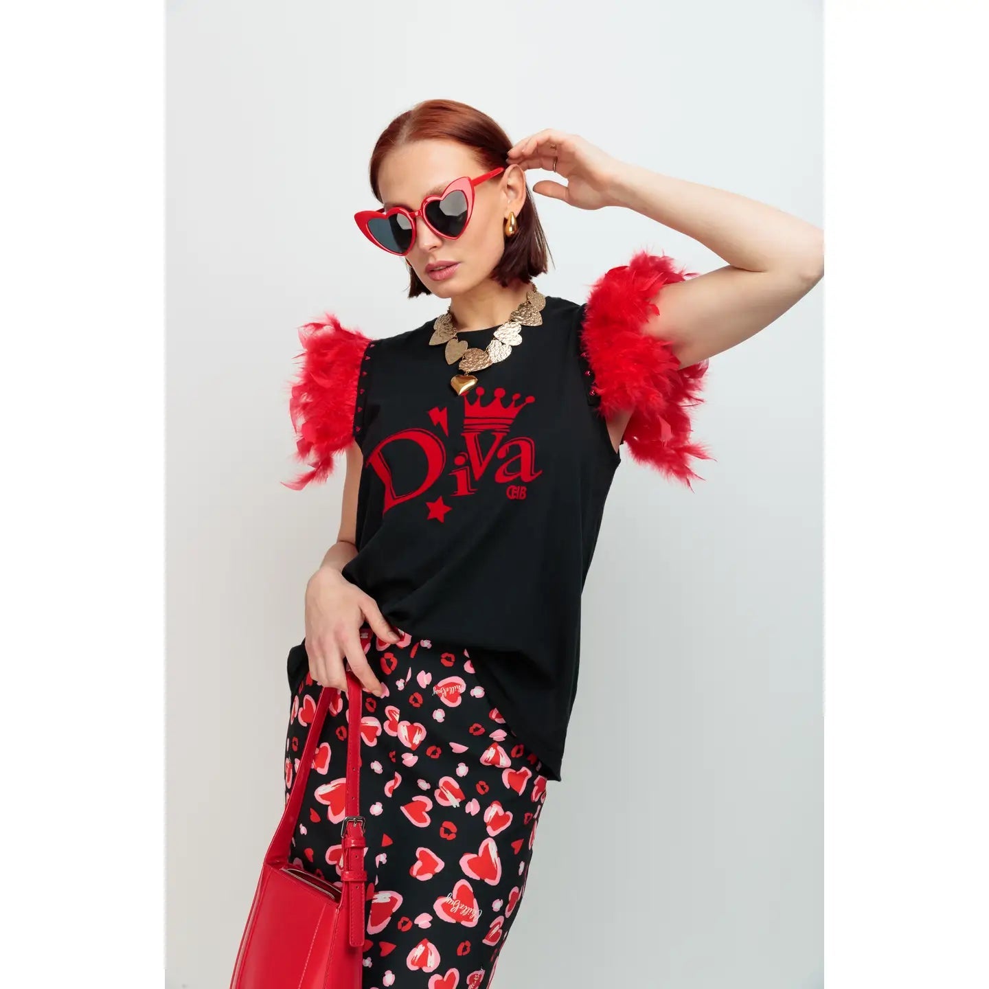 T-shirt Femme Plumes+Clous DIVA : Style audacieux et attitude assurée - La boutique de Nannye