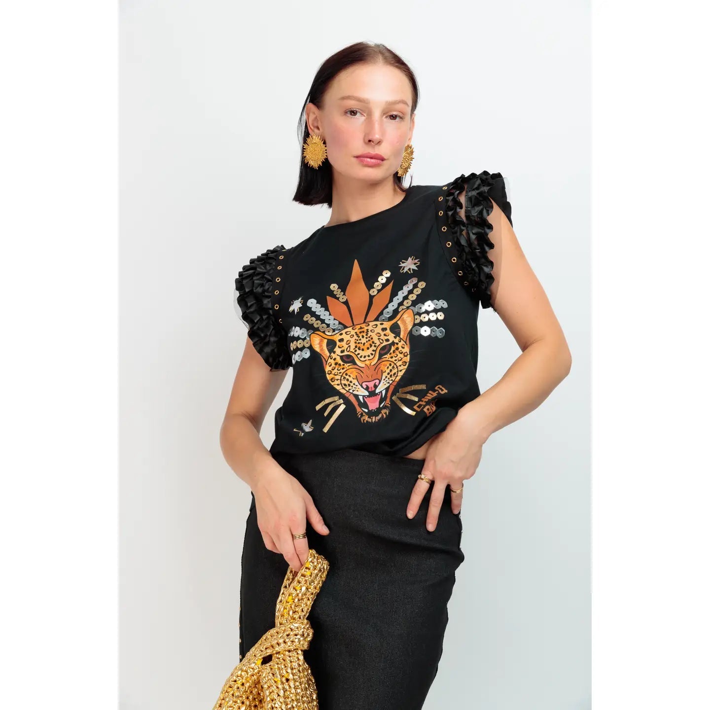 T-shirt Super4 Leo : Un équilibre parfait entre élégance et confort - La boutique de Nannye